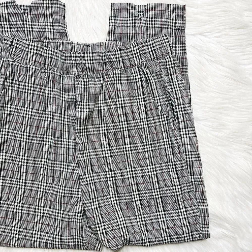 Nic & Jo Plaid Straight Leg Pants Grey Black White Size Small